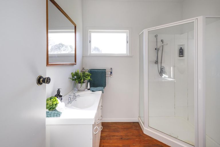 Photo of property in 5 Charles Cross Street, Longburn, Palmerston North, 4412