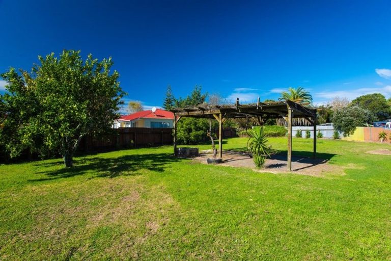 Photo of property in 14 Tolerton Avenue, Elgin, Gisborne, 4010