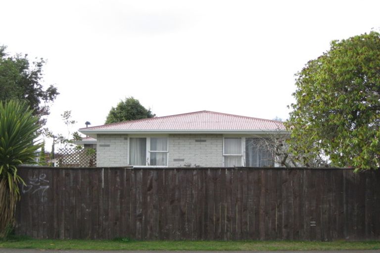 Photo of property in 24 Lipscombe Crescent, Havelock North, 4130