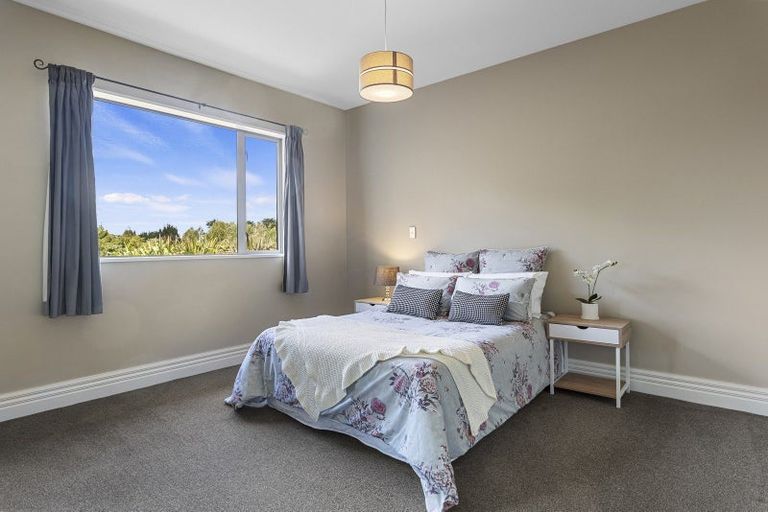 Photo of property in 8 Leith Drive, Loburn, Rangiora, 7472