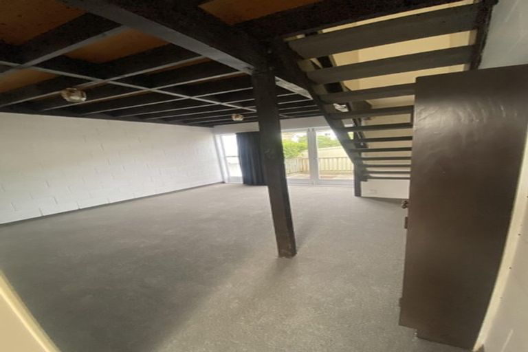 Photo of property in Paddington Apartments, 9/15 Mckinley Crescent, Brooklyn, Wellington, 6021