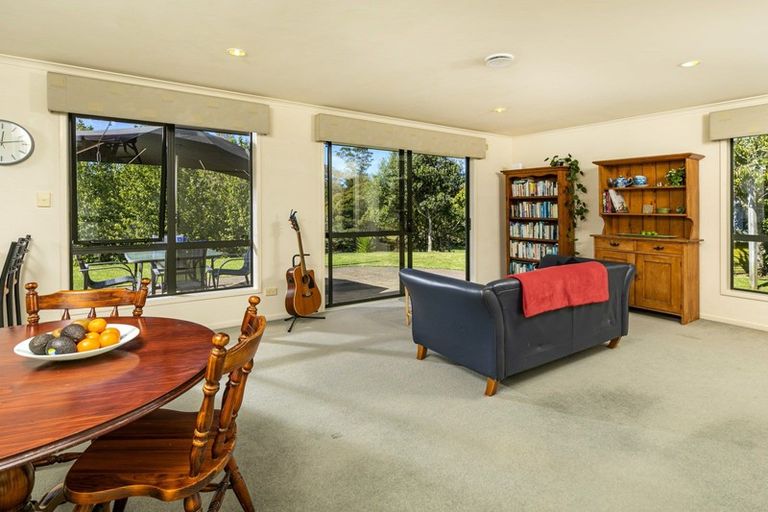 Photo of property in 25 Wyn Close, Kaukapakapa, 0871