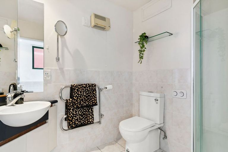 Photo of property in Civic Chambers Apartments, 25/25 Cuba Street, Te Aro, Wellington, 6011