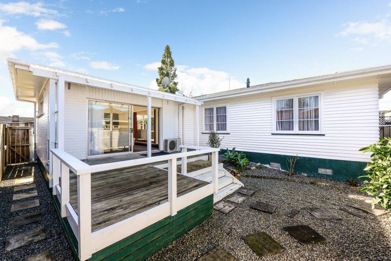 Photo of property in 12 Saint Pauls Road, Chartwell, Hamilton, 3210