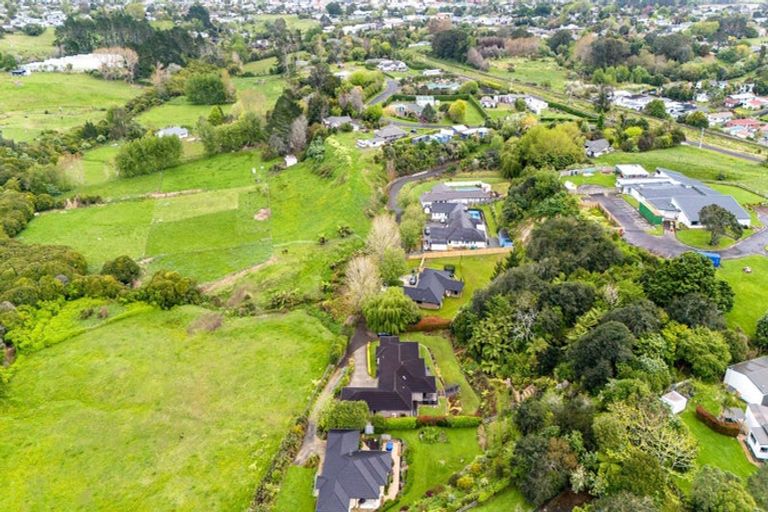 Photo of property in 2g Country Club Lane, Waiuku, 2123