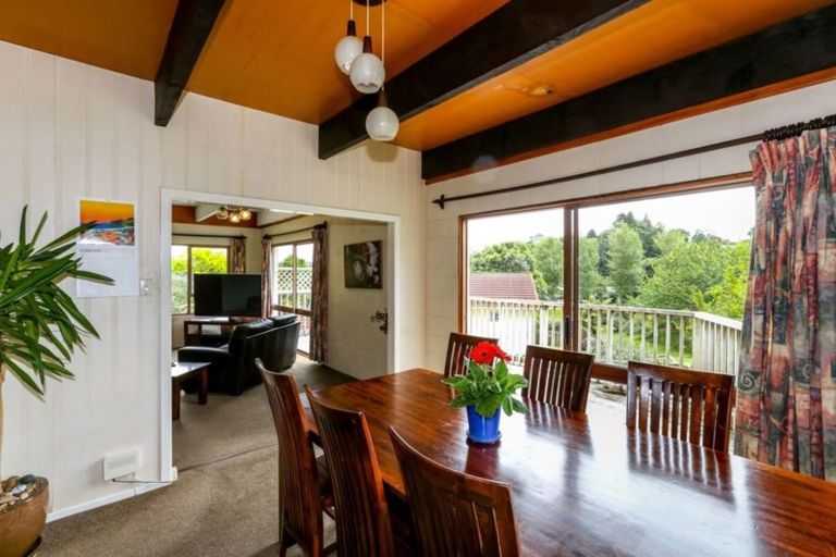 Photo of property in 14a Lombardy Place, Whalers Gate, New Plymouth, 4310