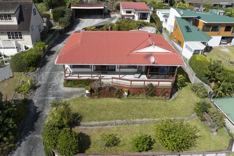 Photo of property in 20 Leslie Road, Cable Bay, 0420