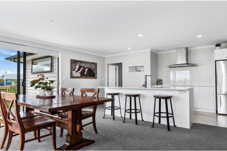 Photo of property in 1 Unicorn Lane, Papamoa, 3118