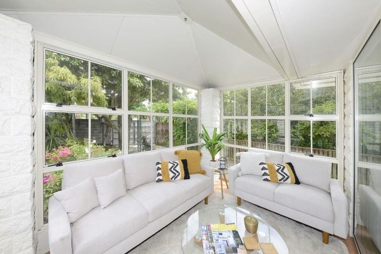 Photo of property in 242 Withells Road, Avonhead, Christchurch, 8042