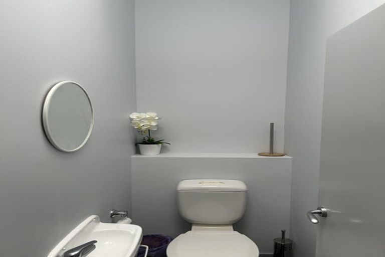 Photo of property in 2h Hatton Street, Karori, Wellington, 6012