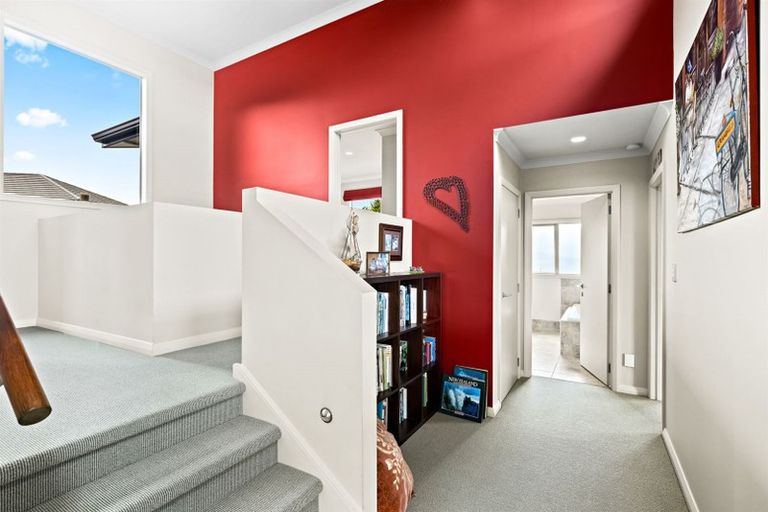 Photo of property in 3 Travis View Drive, Fairview Heights, Auckland, 0632