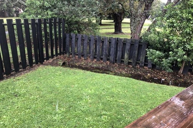 Photo of property in 3/17 West Hoe Road, Orewa, 0931