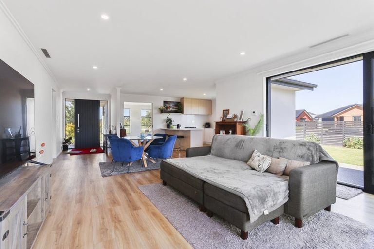 Photo of property in 50 Elm Drive, Rangiora, 7400