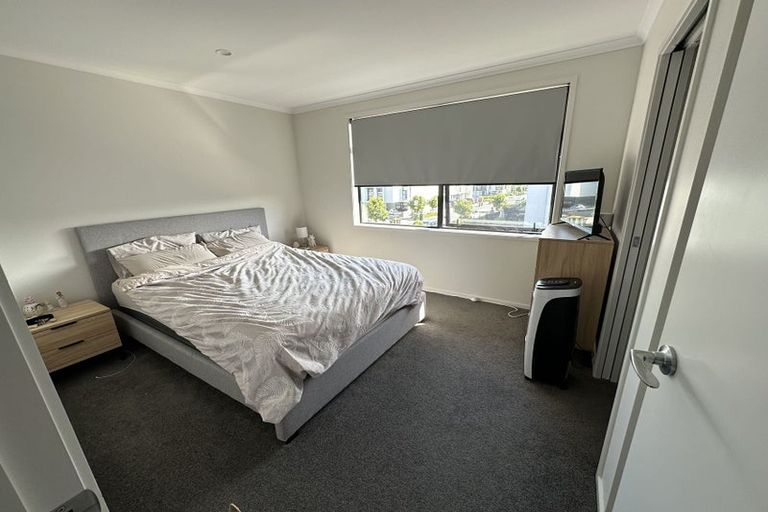 Photo of property in 46 Walter Merton Road, Hobsonville, Auckland, 0616