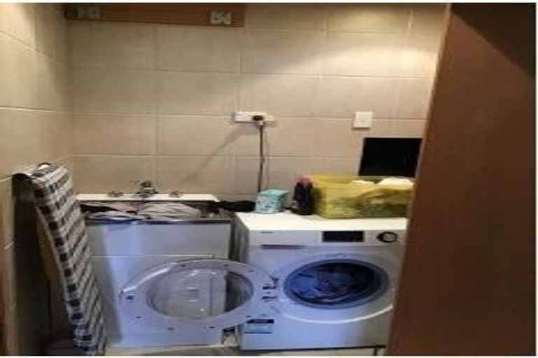 Photo of property in 18 Shetland Street, Glen Eden, Auckland, 0602