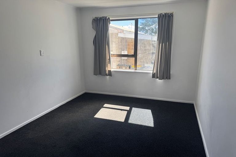 Photo of property in 277 Park Estate Road, Rosehill, Papakura, 2113