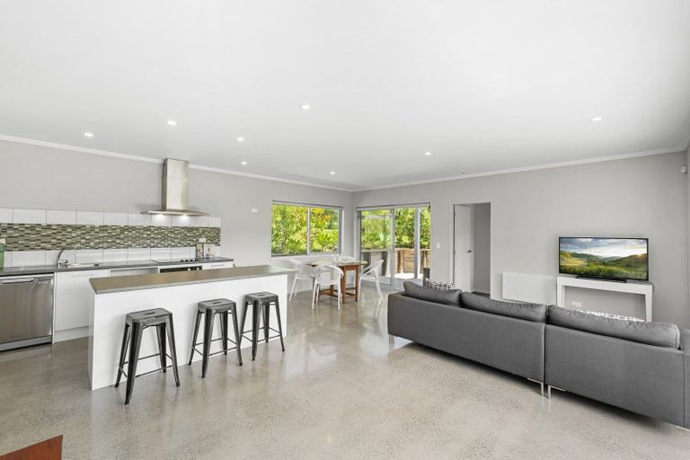 Photo of property in 15 Lee Place, Mangawhai Heads, Mangawhai, 0505