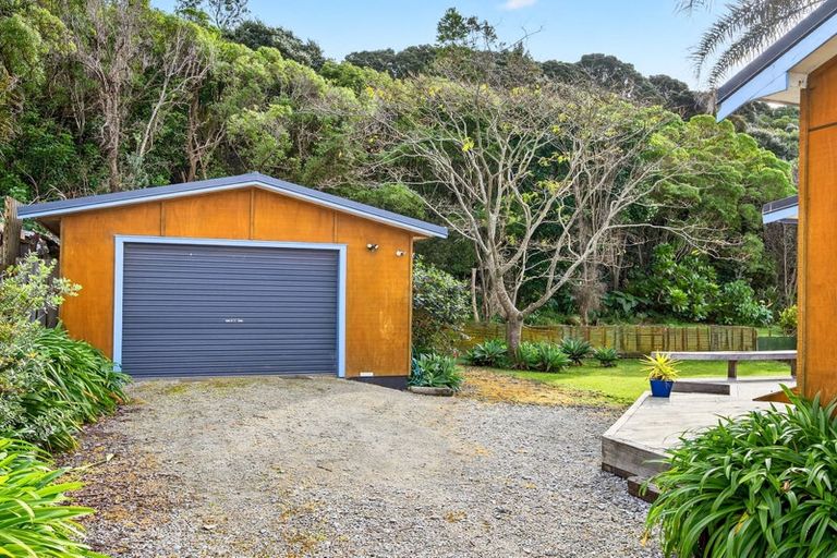Photo of property in 49 Moana Road, Okitu, Gisborne, 4010