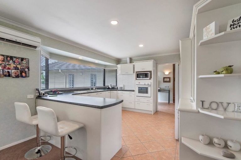 Photo of property in 8 Glen Cree Avenue, Rototuna, Hamilton, 3210