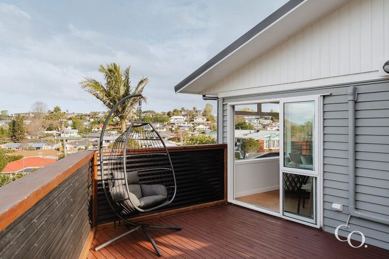 Photo of property in 14 Kingswood Road, Brookfield, Tauranga, 3110