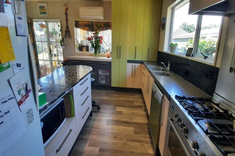 Photo of property in 714 Avonside Drive, Avonside, Christchurch, 8061