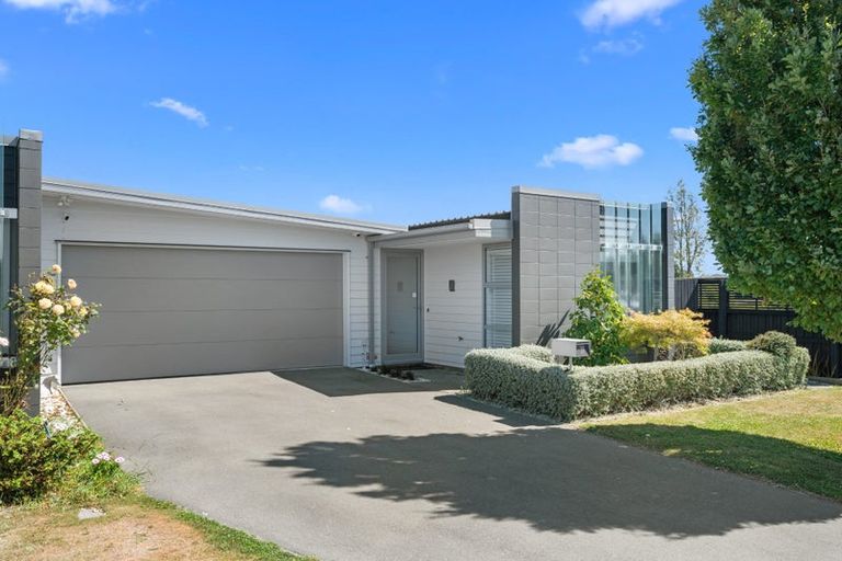 Photo of property in 27 Caulfield Avenue, Halswell, Christchurch, 8025