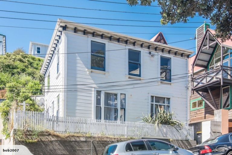 Photo of property in 77 Majoribanks Street, Mount Victoria, Wellington, 6011
