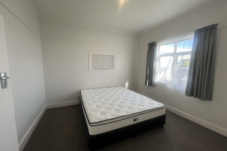 Photo of property in 131 Bath Street, Levin, 5510