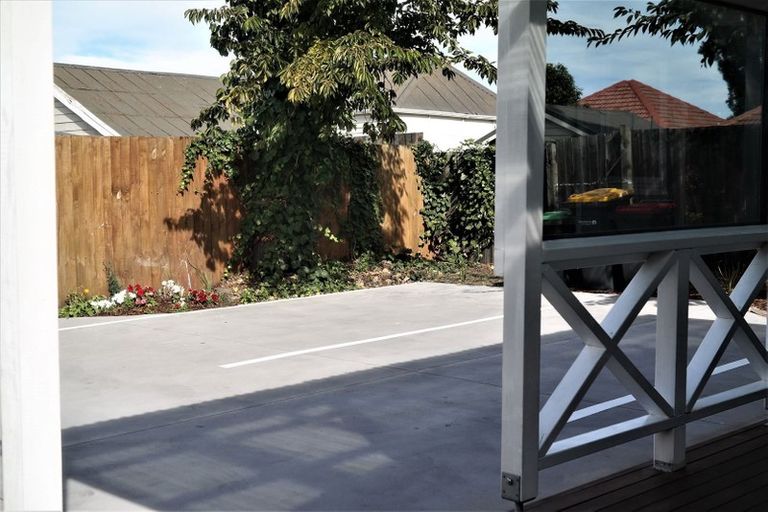 Photo of property in 8 Ward Street, Addington, Christchurch, 8024