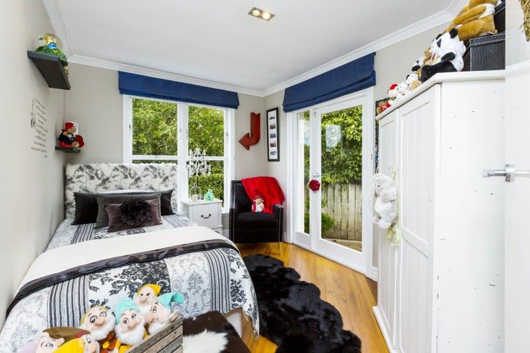 Photo of property in 385 Fergusson Drive, Heretaunga, Upper Hutt, 5018