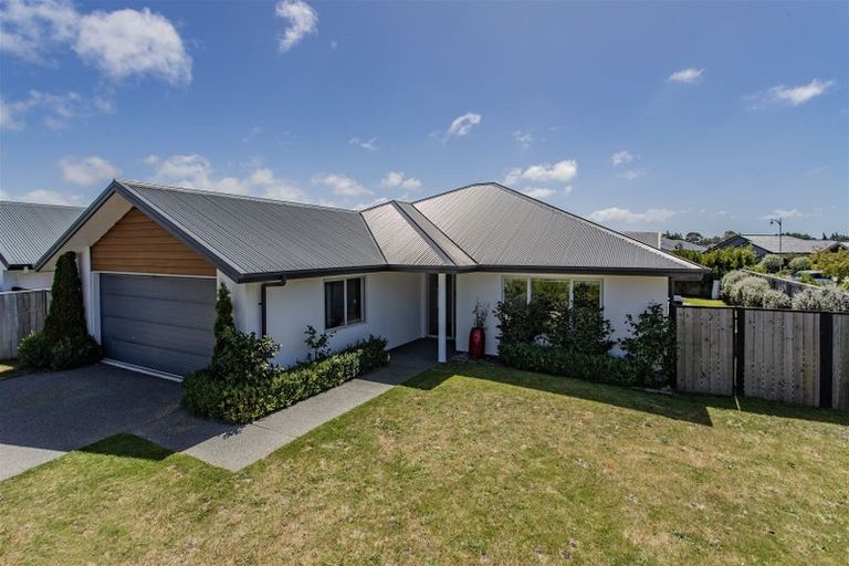 Photo of property in 6 Beachvale Drive, Kaiapoi, 7630