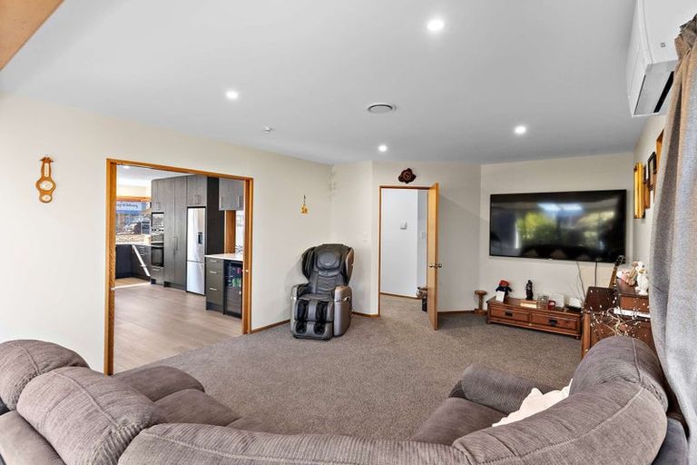 Photo of property in 57 Queenspark Drive, Parklands, Christchurch, 8083