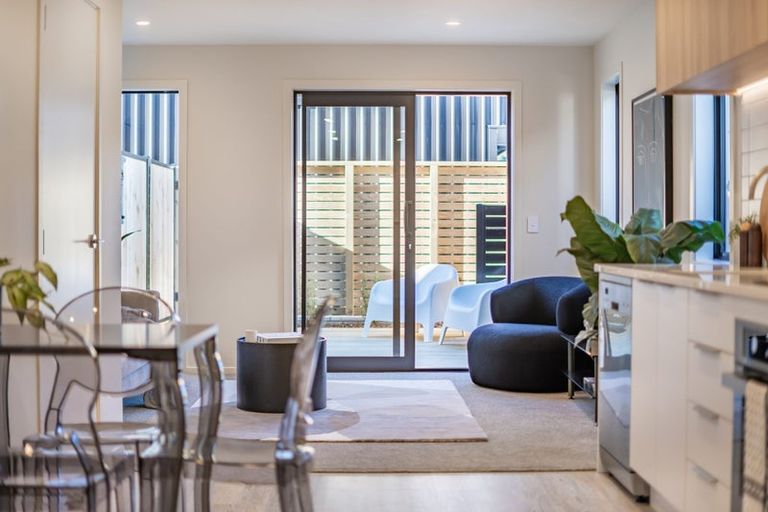 Photo of property in 1/22 Fitzherbert Road, Wainuiomata, Lower Hutt, 5014