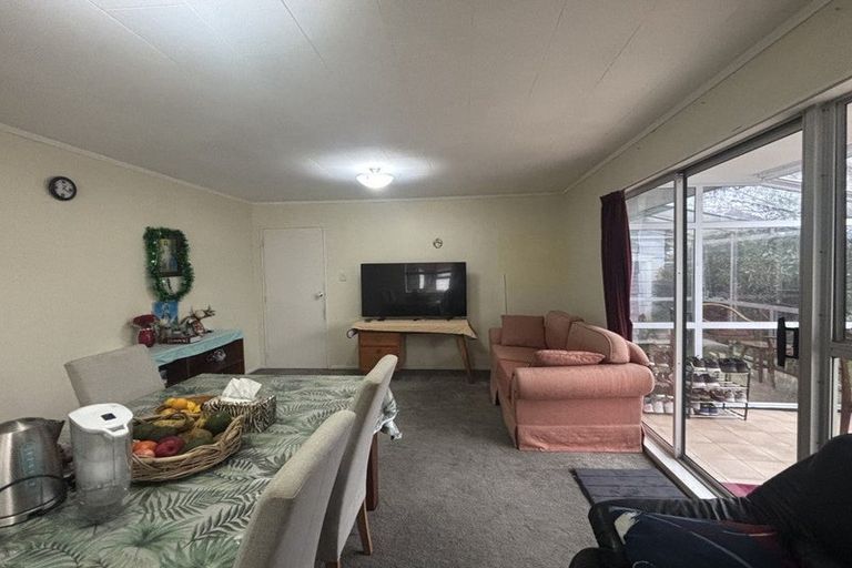 Photo of property in 8 He Awa Crescent, Waikanae, 5036