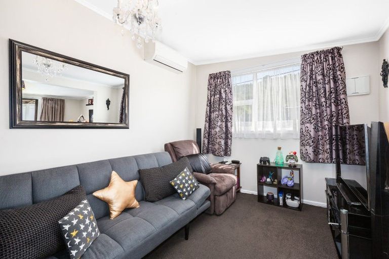 Photo of property in 188 Wellington Road, Wainuiomata, Lower Hutt, 5014