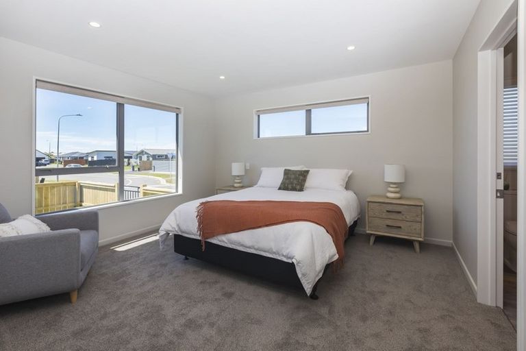 Photo of property in 19 Kingsbridge West, Burwood, Christchurch, 8083