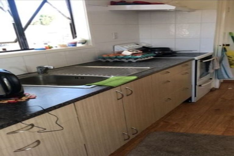 Photo of property in 8 Antalya Place, Manurewa, Auckland, 2102