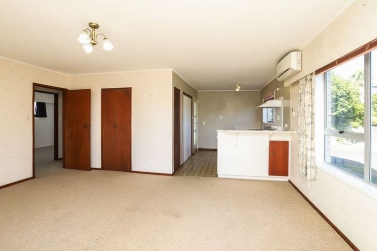 Photo of property in 8a Dovedale Place, Dinsdale, Hamilton, 3204