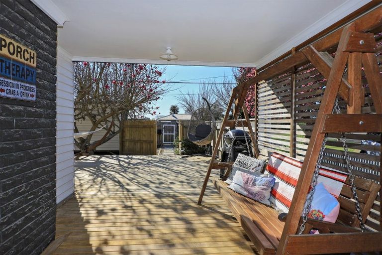 Photo of property in 57 Te Aute Road, Havelock North, 4130