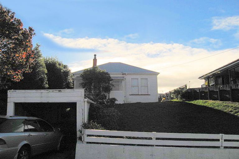 Photo of property in 19 Ventnor Street, Mornington, Dunedin, 9011