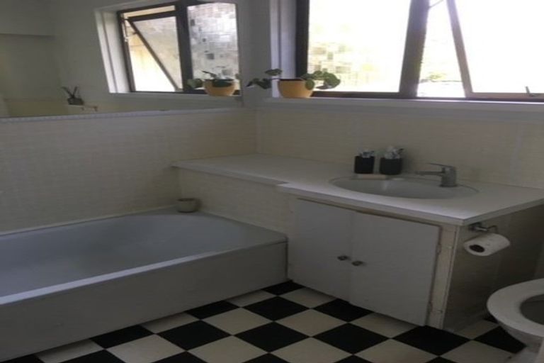 Photo of property in 11 Timandra Street, Welbourn, New Plymouth, 4312