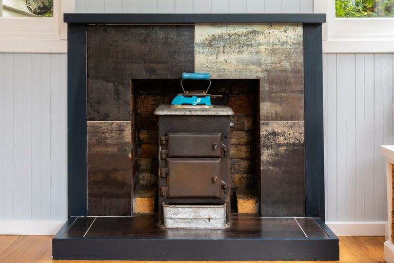 Photo of property in 44 Alpha Avenue, Strowan, Christchurch, 8052