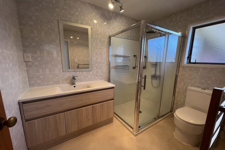 Photo of property in 2/15 Golfland Drive, Golflands, Auckland, 2013