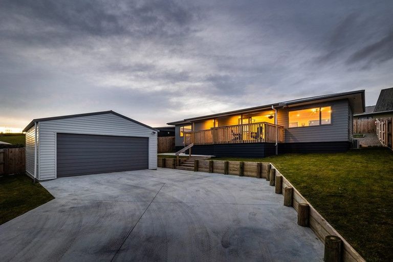 Photo of property in 18 Poplar Grove, Feilding, 4702