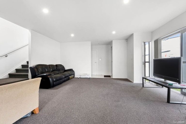 Photo of property in 22 Bukem Place, Favona, Auckland, 2024