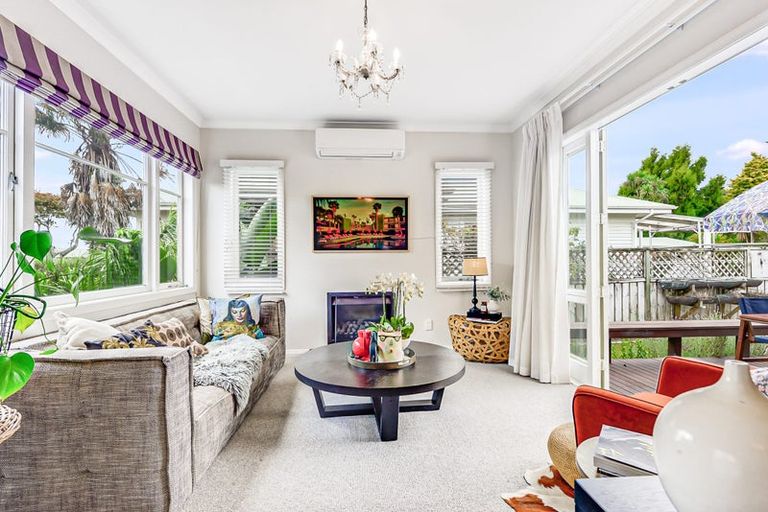 Photo of property in 46 Spencer Street, Leamington, Cambridge, 3432