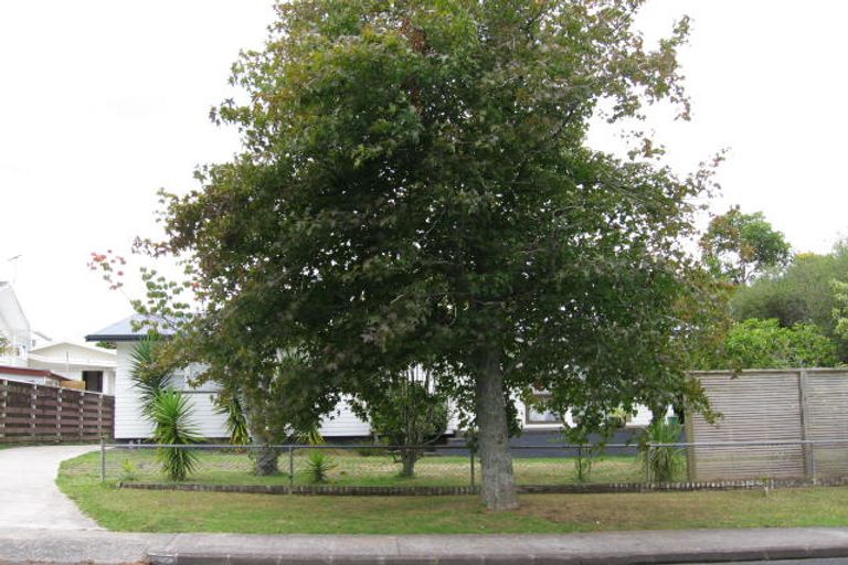 Photo of property in 53 Blakeborough Drive, Forrest Hill, Auckland, 0620