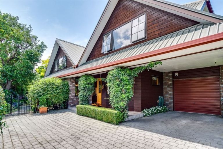 Photo of property in 26 Hetley Crescent, Taradale, Napier, 4112