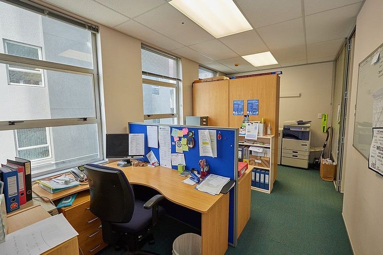 Photo of property in Molesworth House, 9/101a Molesworth Street, Thorndon, Wellington, 6011