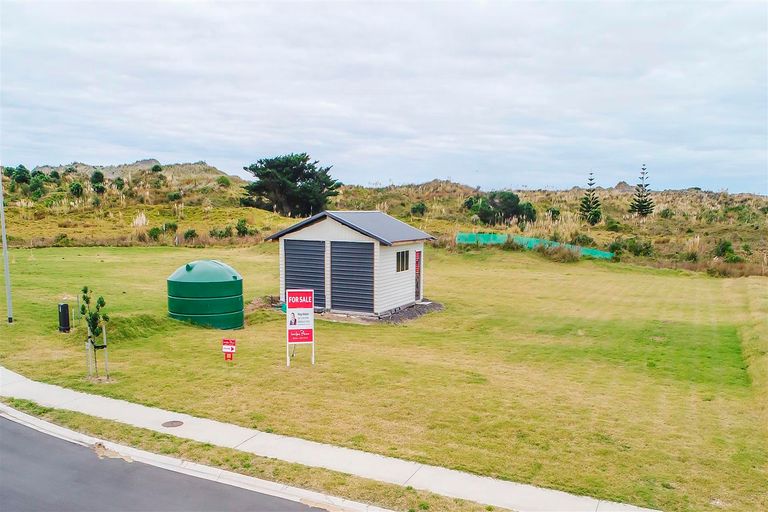 Photo of property in 46 Westside Road, Port Waikato, Tuakau, 2695